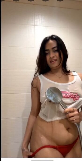 aditi mistry