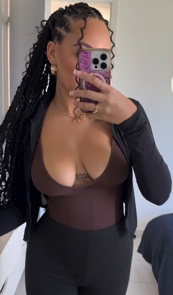 Annaaeeelle 