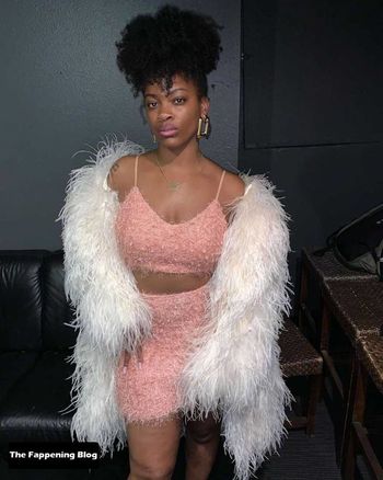 Ari Lennox