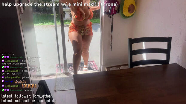 ari v