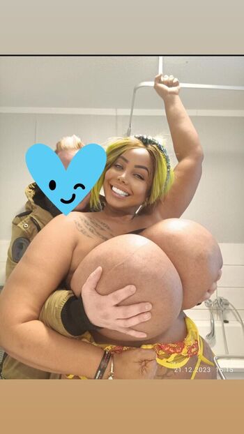 Arlen Afrodita Cubanita