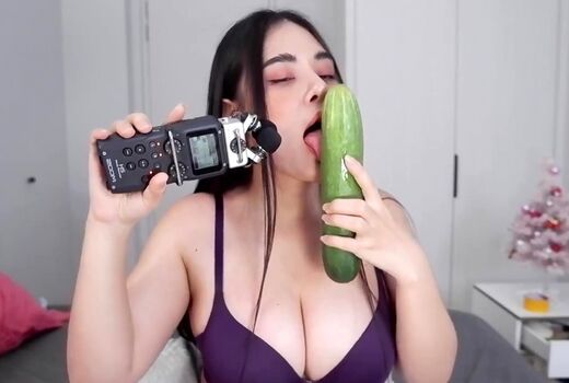 ASMR Wan