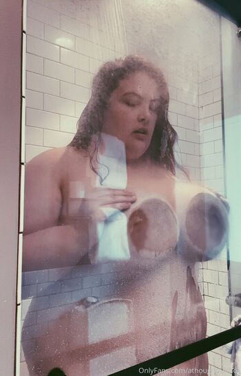 athoughtfulthot