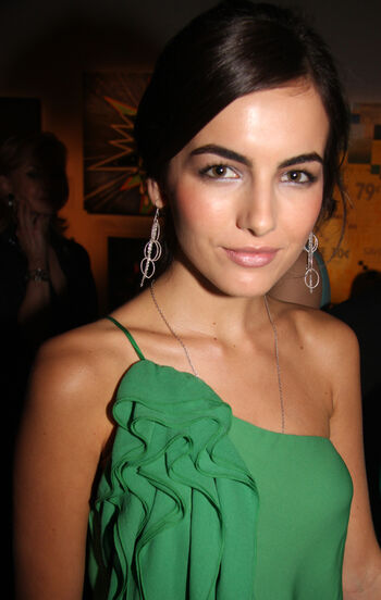 camilla belle