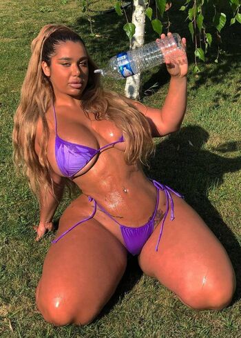 Carmela Habibi
