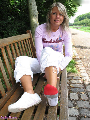 Footlovegirls