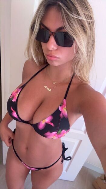 gaby_zola