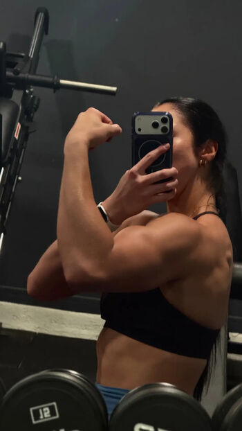 Indi Hartwell