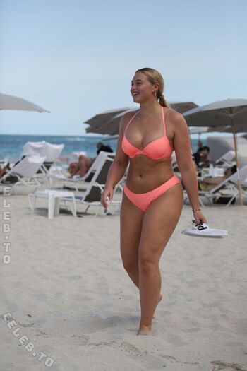 iskra lawrence