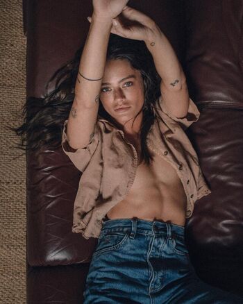 Jess Lee Buchanan