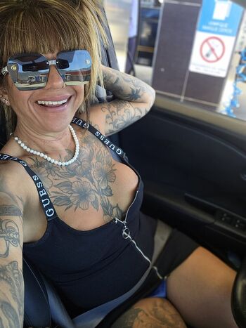 la dama tatuada