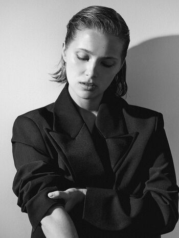 laura oganessian page