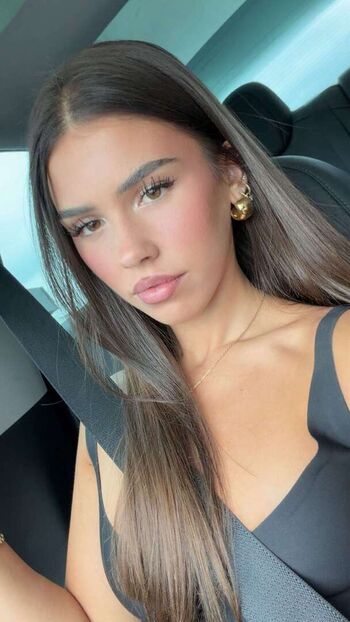 Leah Halton