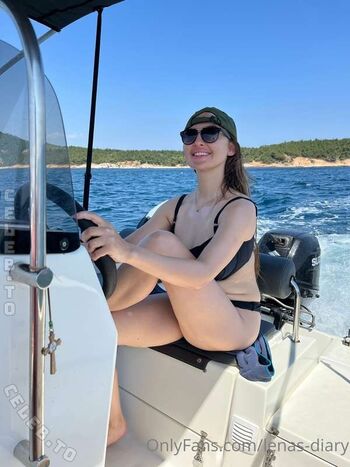 Lena Glamour