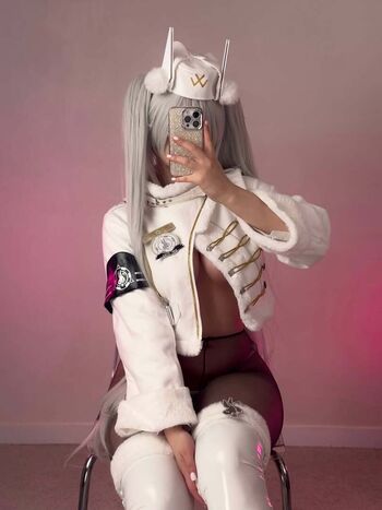 Lila Minx