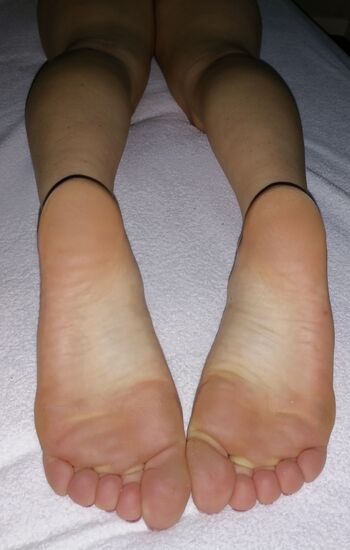 plantes de pieds candid