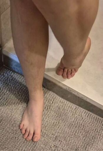 plantes de pieds candid