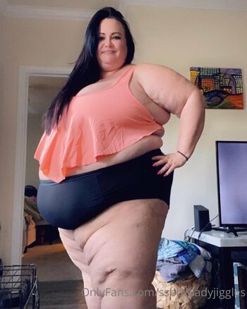 ssbbwladyjiggles