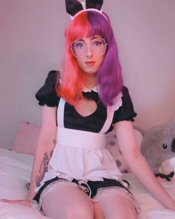 strawberry_moxy