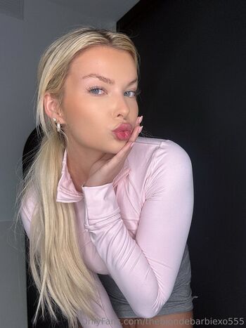 theblondebarbiexo555