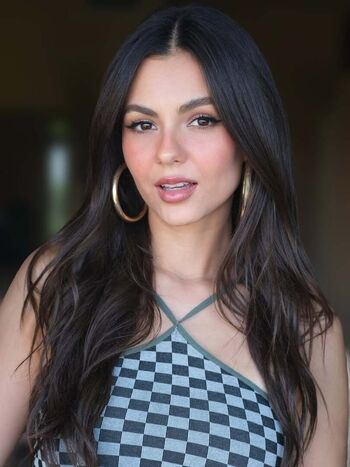 victoria justice