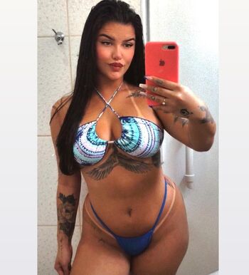 Women In Bikinis