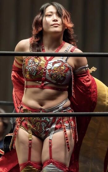 WomenJoshi