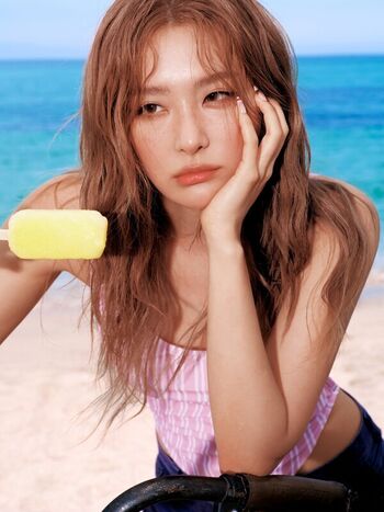 WomenK-pop