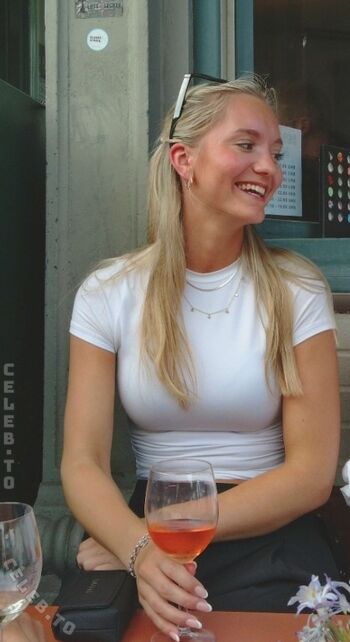 Zarah Ellen